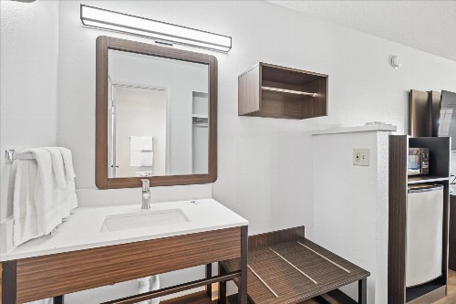 Motel 6-Bend, OR image 2